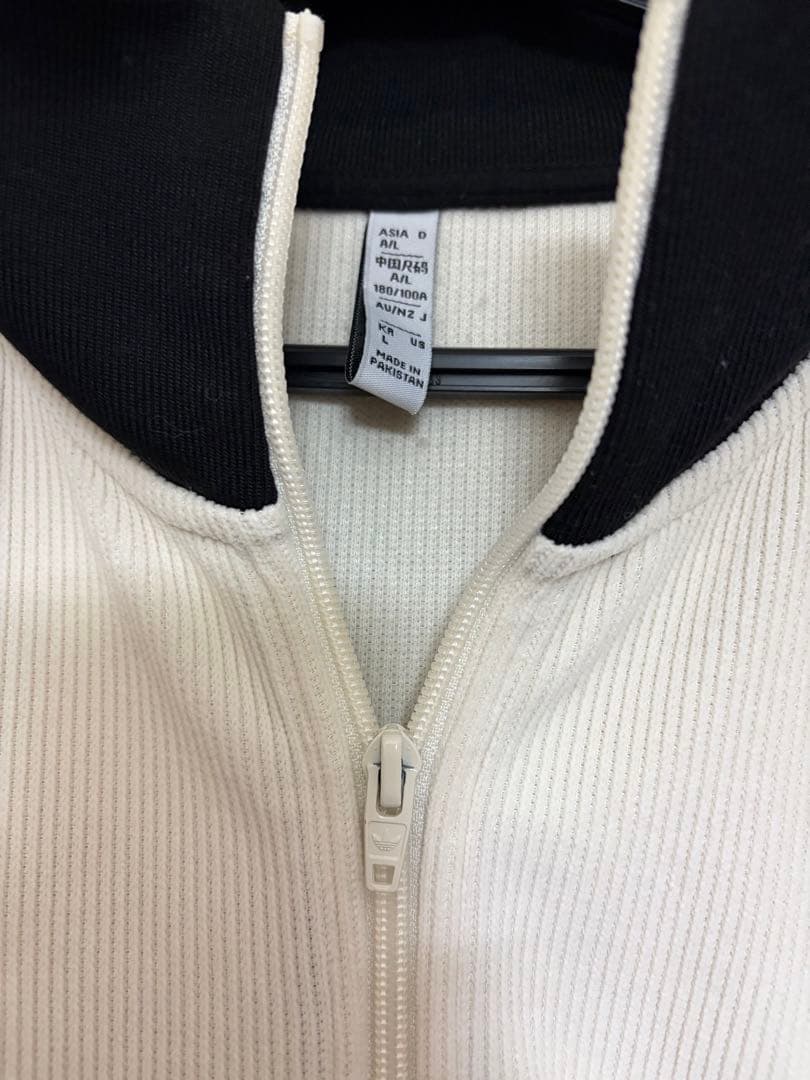 adidasワッフルトラックジャケット