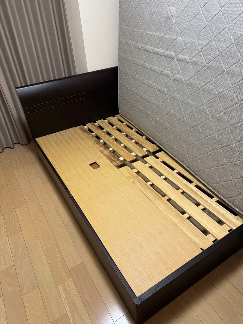 ダブルサイズ ベッド マットレス付き