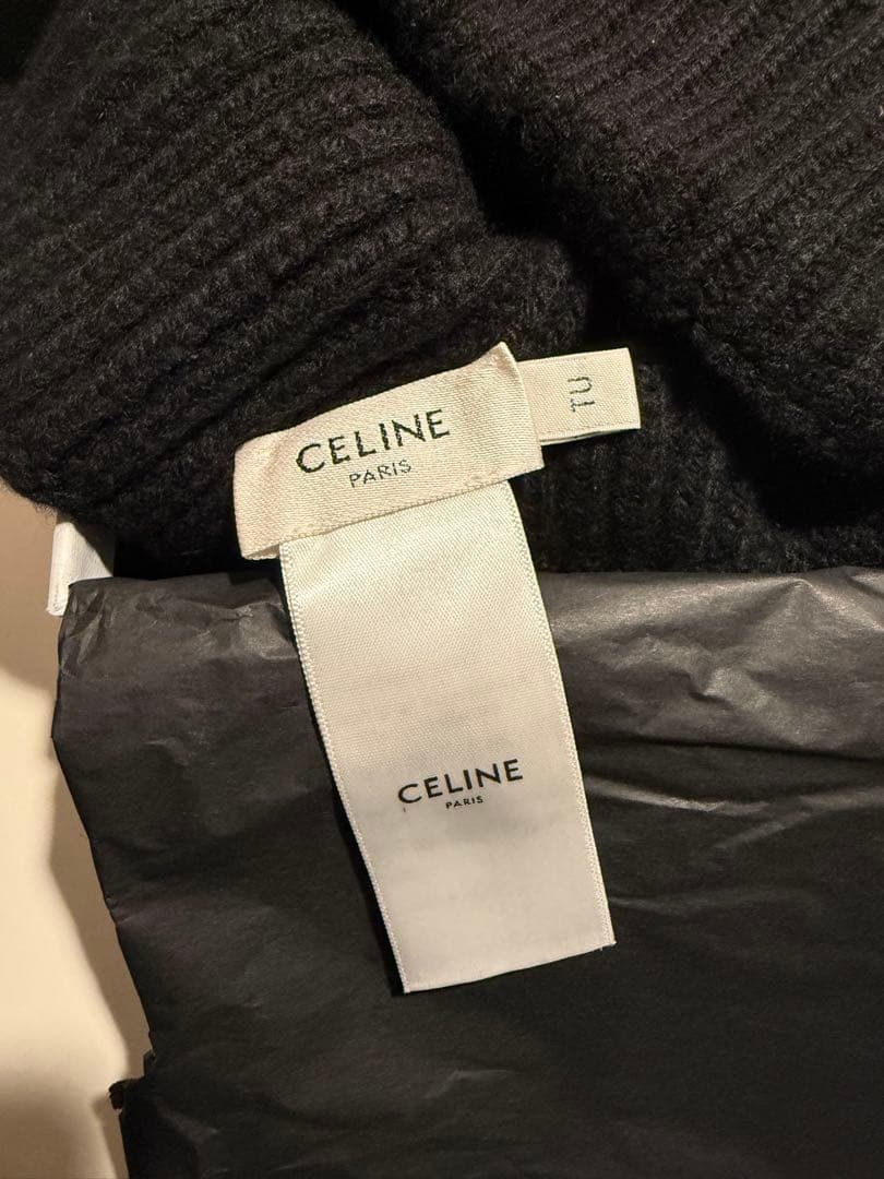 ほぼ未使用！セリーヌ CELINE トリオンフ ニットキャップ