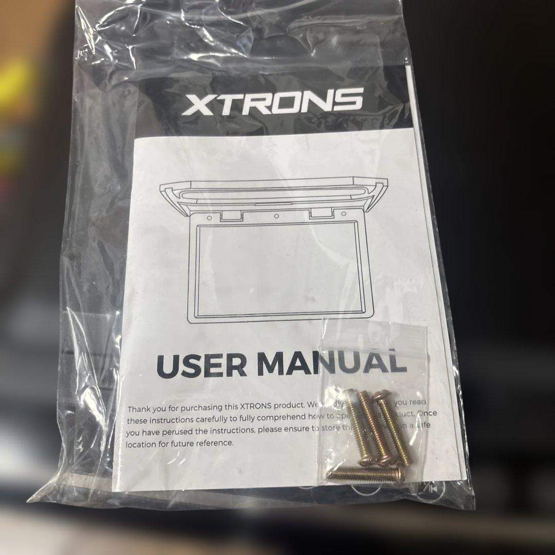 XTRONS フリップダウンモニター ブラック　CM136HDS