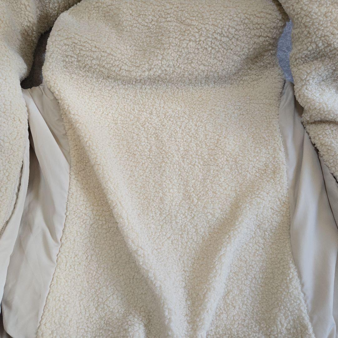 【未使用】 VITA フード付きホワイトベージュダウンベスト