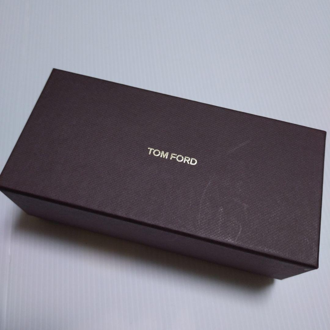 TOM FORD サングラス TF1049-D 01J アジアンフィット