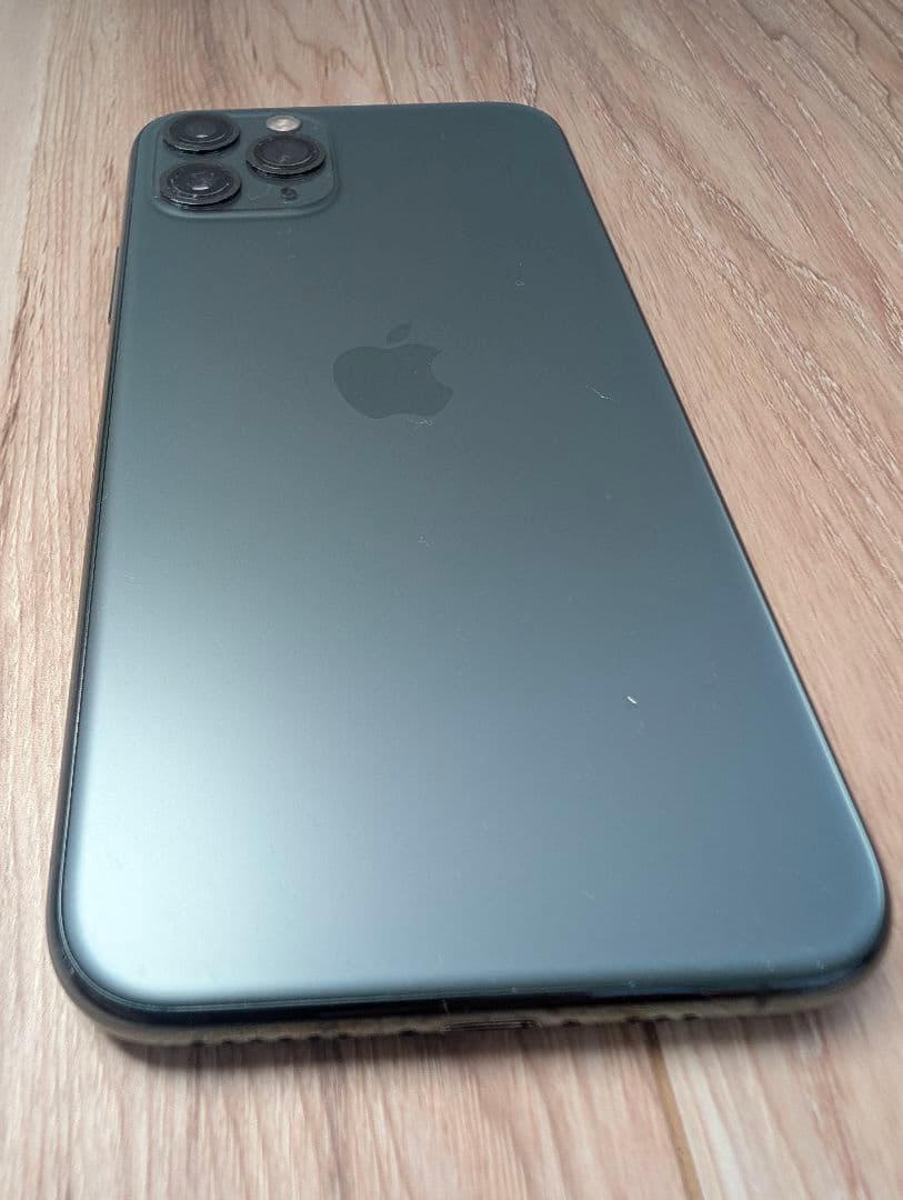 Apple iPhone 11 Pro 本体　新品バッテリー付き