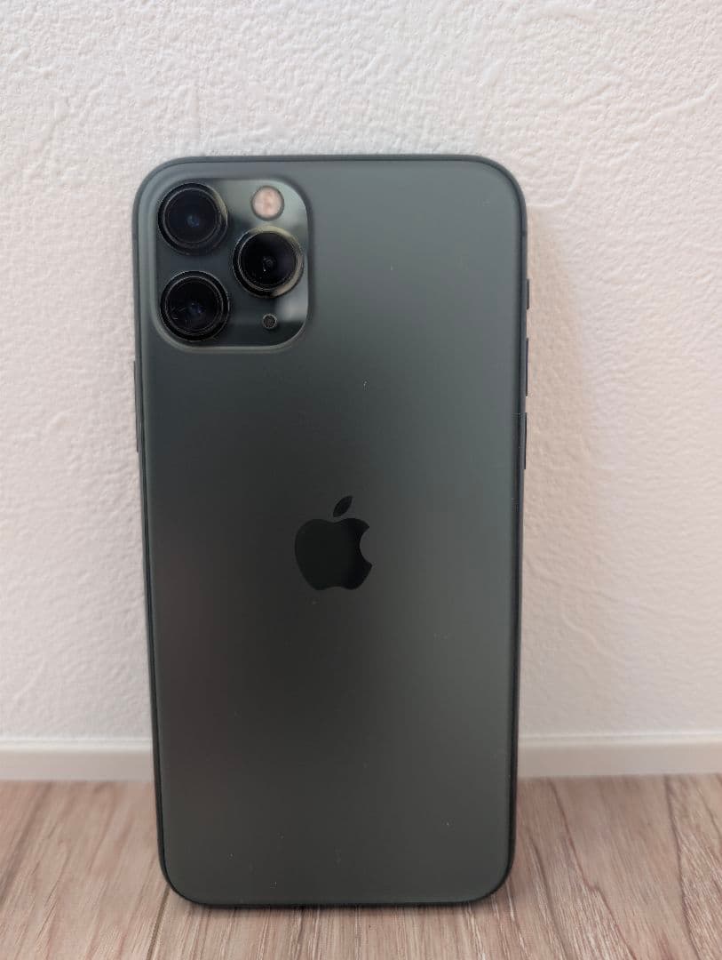 Apple iPhone 11 Pro 本体　新品バッテリー付き