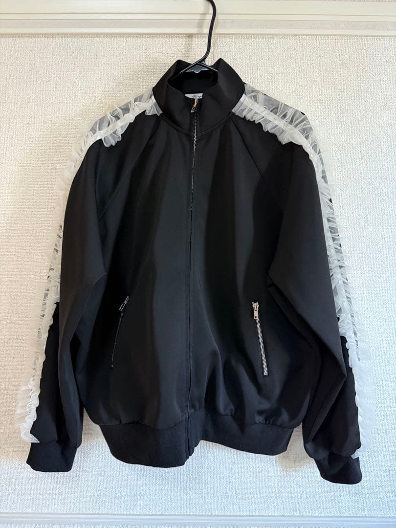 トップス Treat Girl's tulle frill jersey (Black)