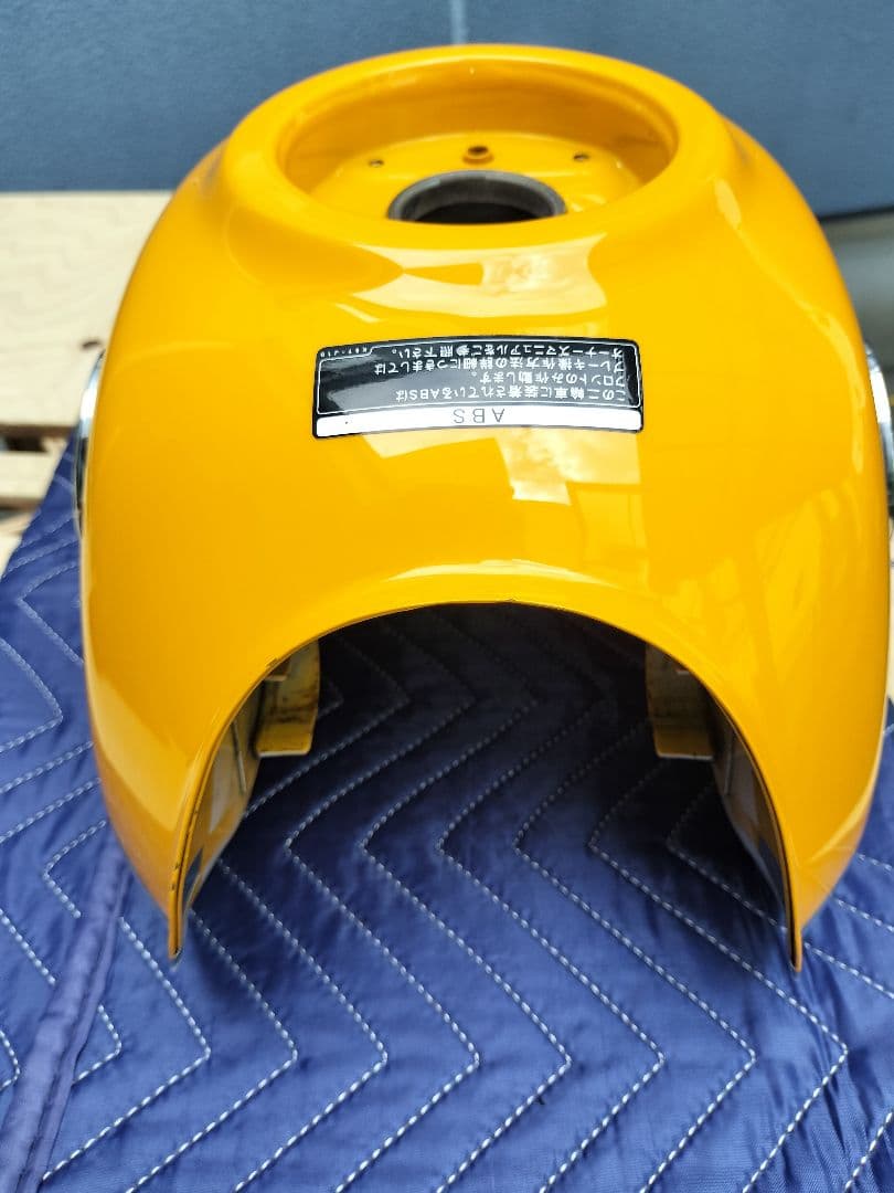 モンキー125 JB02 バナナイエロー　ガソリンタンク