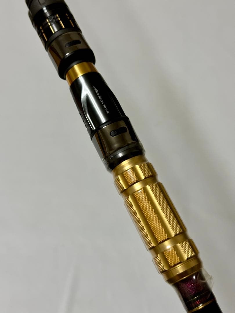 【未使用品】ダイワ バイパースティック M-300・Y