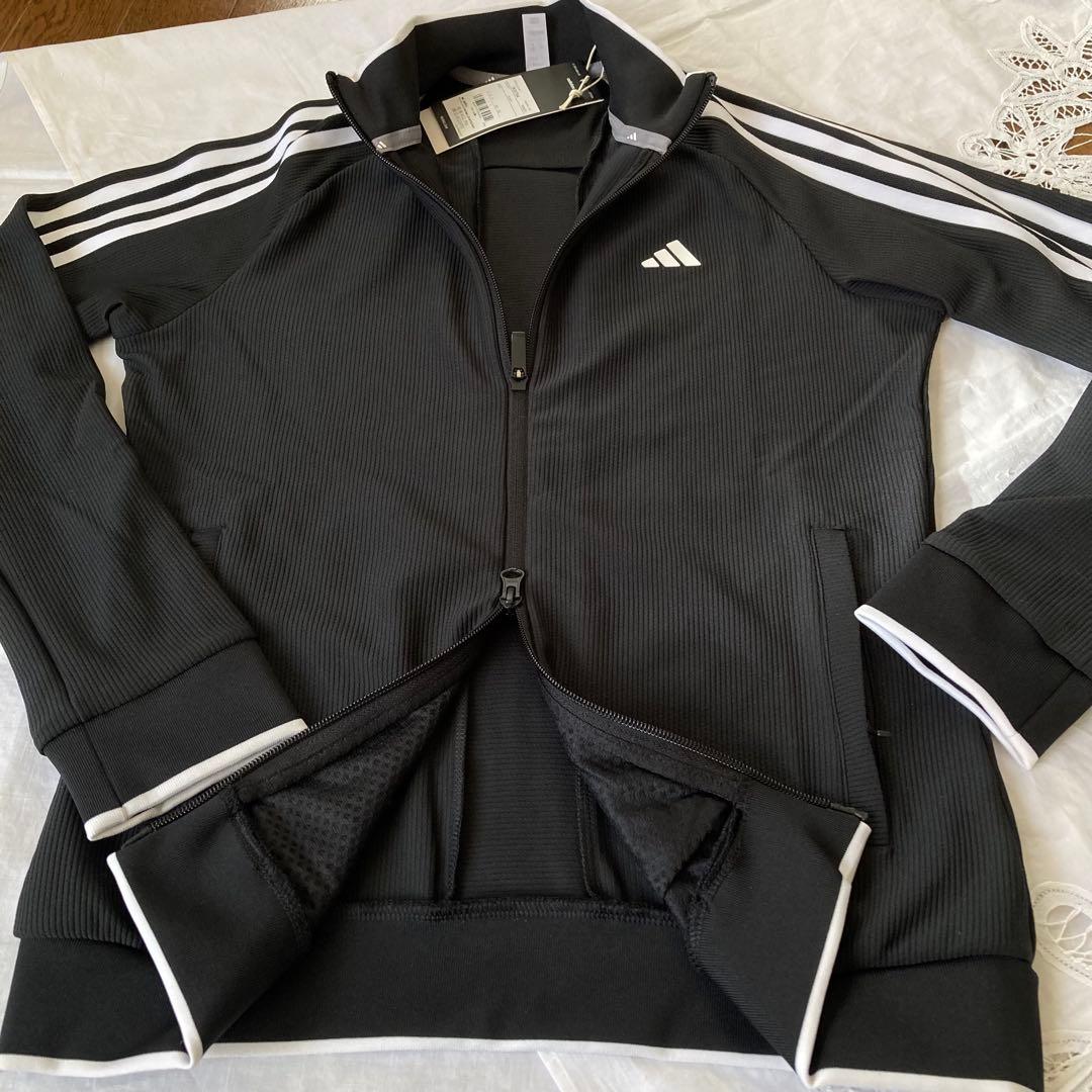 新品adidas アディダス　レディース　ジャケット　スカート セットアップＬ
