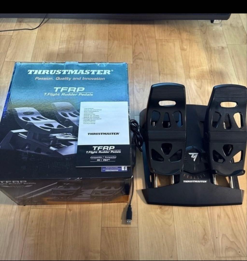 THRUSTMASTER TFRPペダル