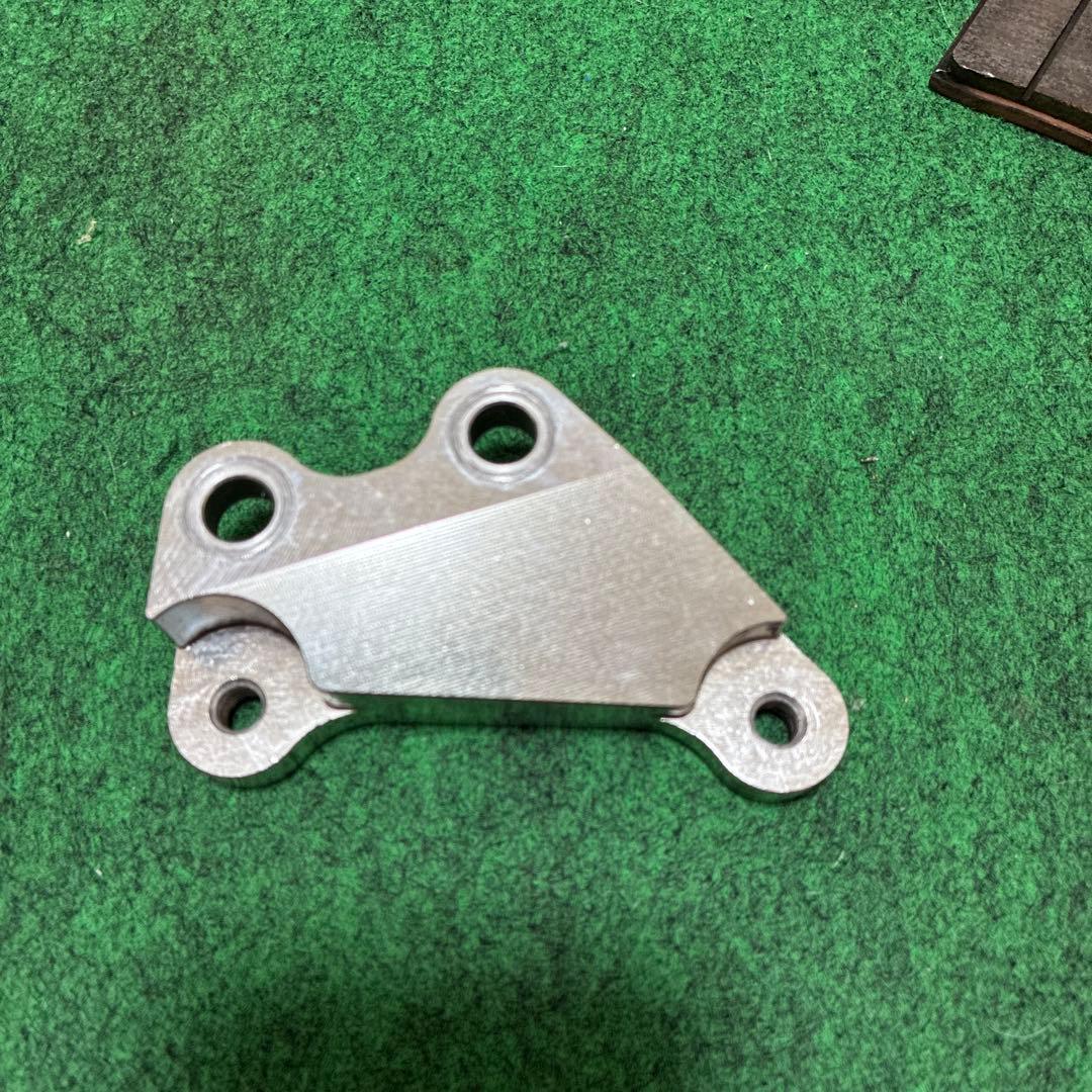 ユ*ン様 brembo キャリパー40mm サポート、ステンバンジョー 、ピン付