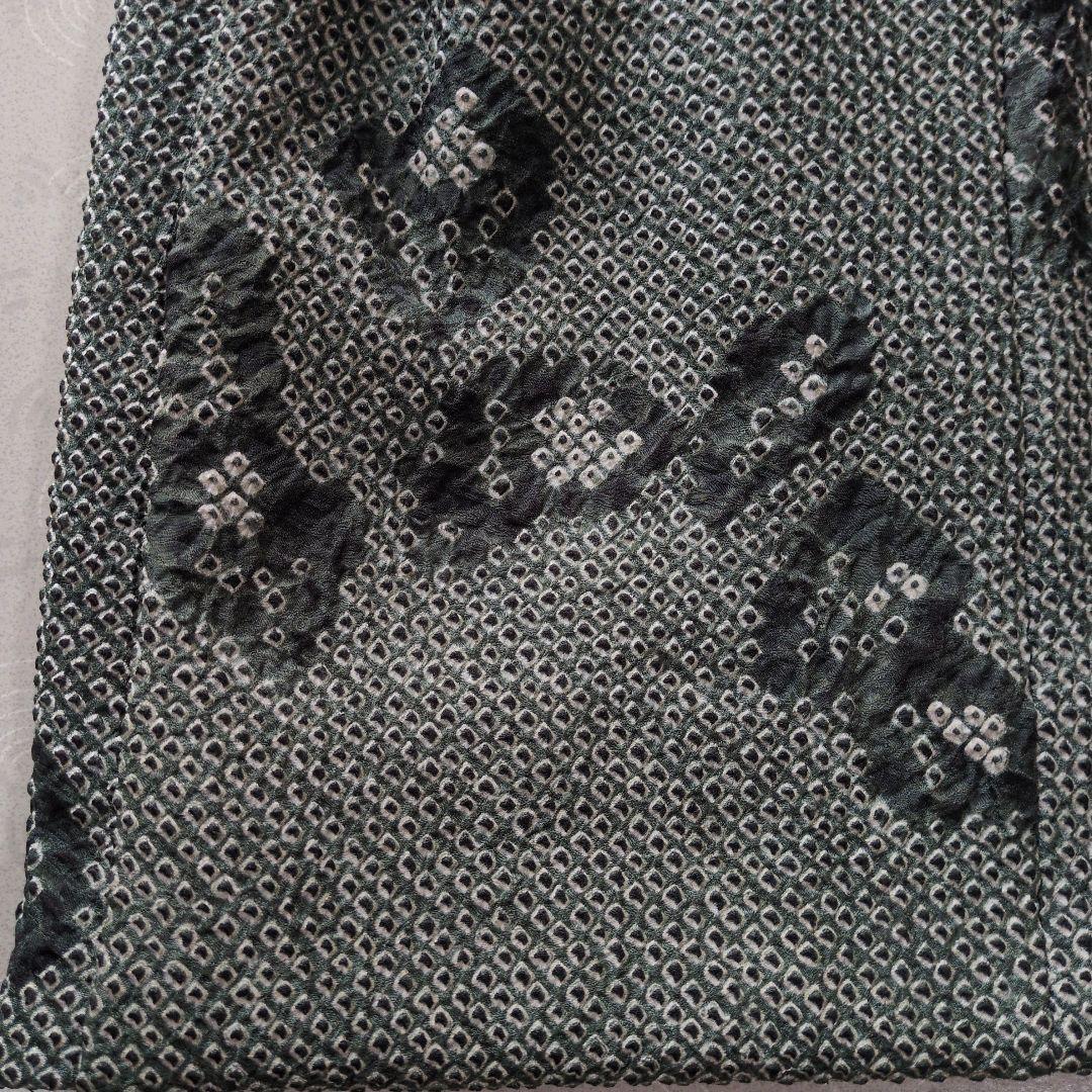 七五三３歳正絹総絞り手縫いの被布（モス・グリーン）中綿無し