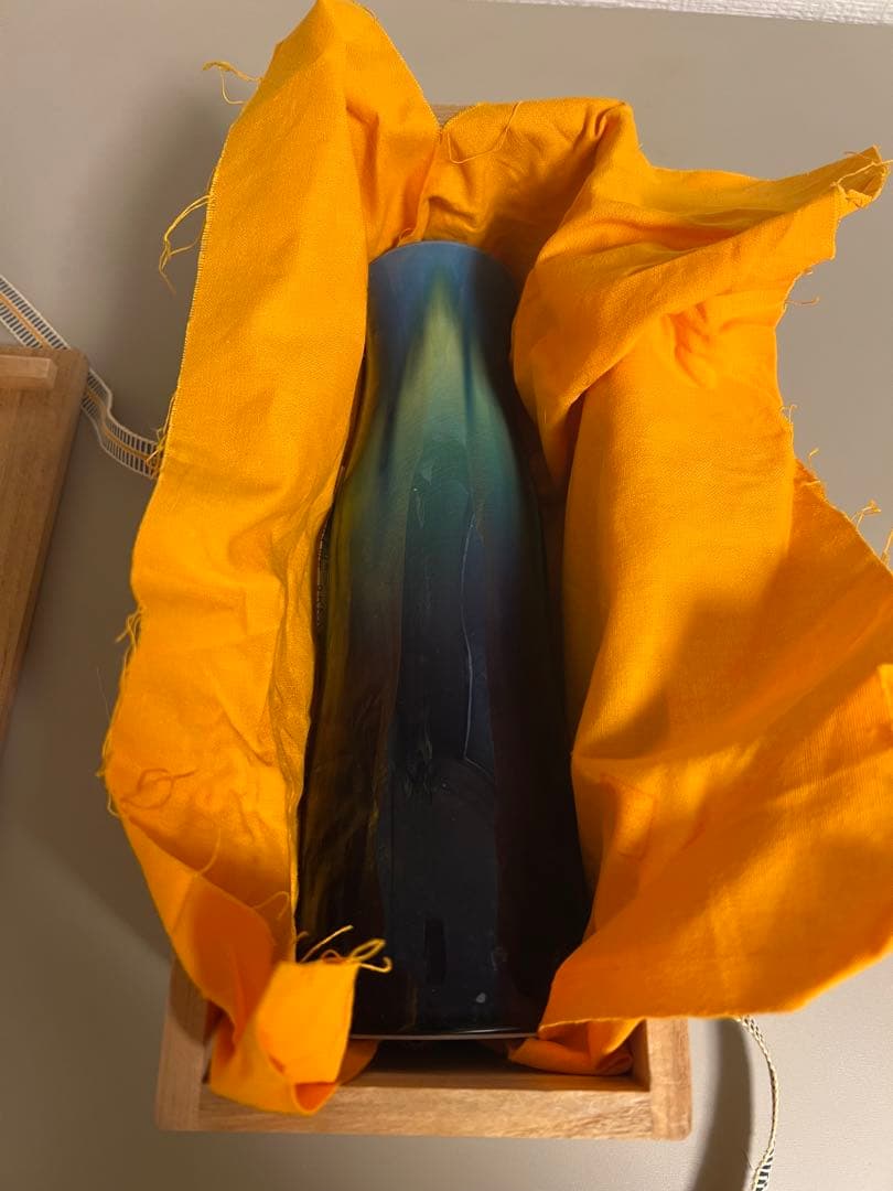 ★新品未使用★人間国宝　三代徳田八十吉　九谷焼の彩釉（さいゆう）花瓶（花生）