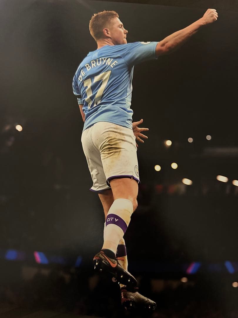 ケビン・デブライネ　直筆サインフォト　マンチェスターシティ　証明書付き　新品