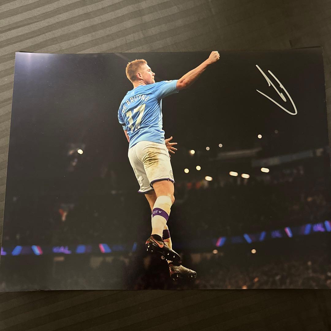 ケビン・デブライネ　直筆サインフォト　マンチェスターシティ　証明書付き　新品