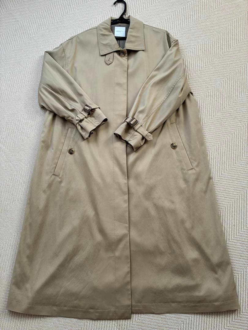 ベージュ トレンチコート ウエストベルト付き