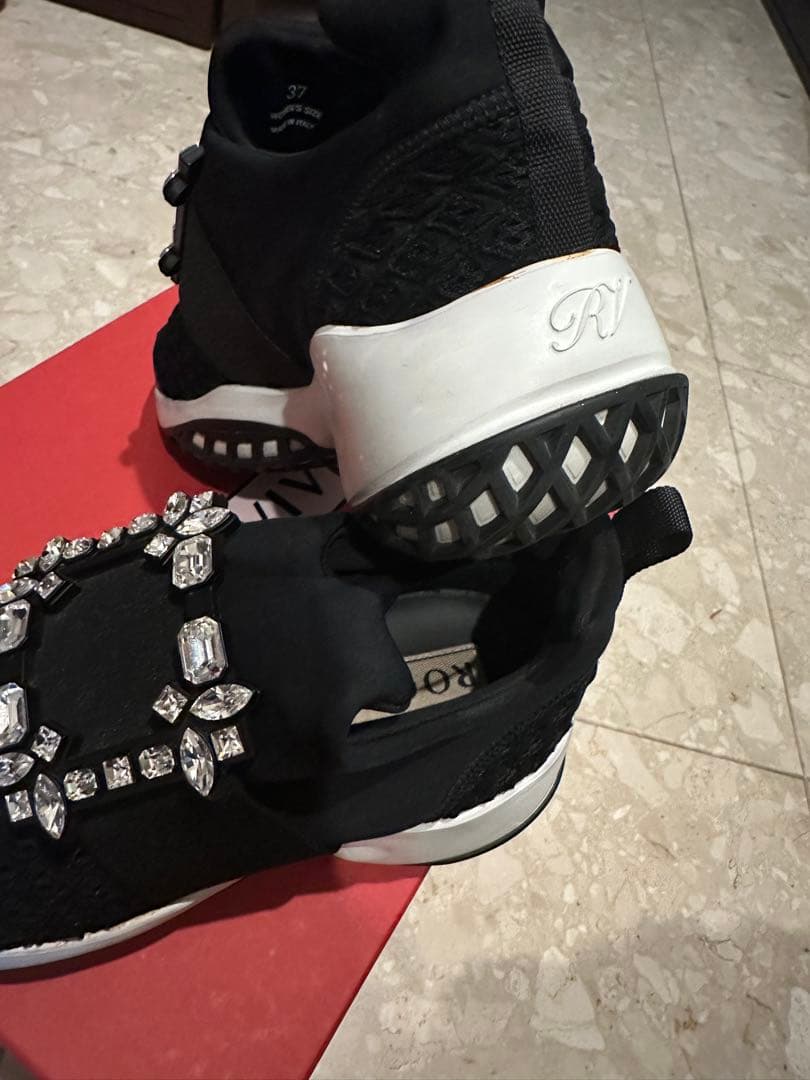 専用ちー様スニーカー ロジェヴィヴィエ 37