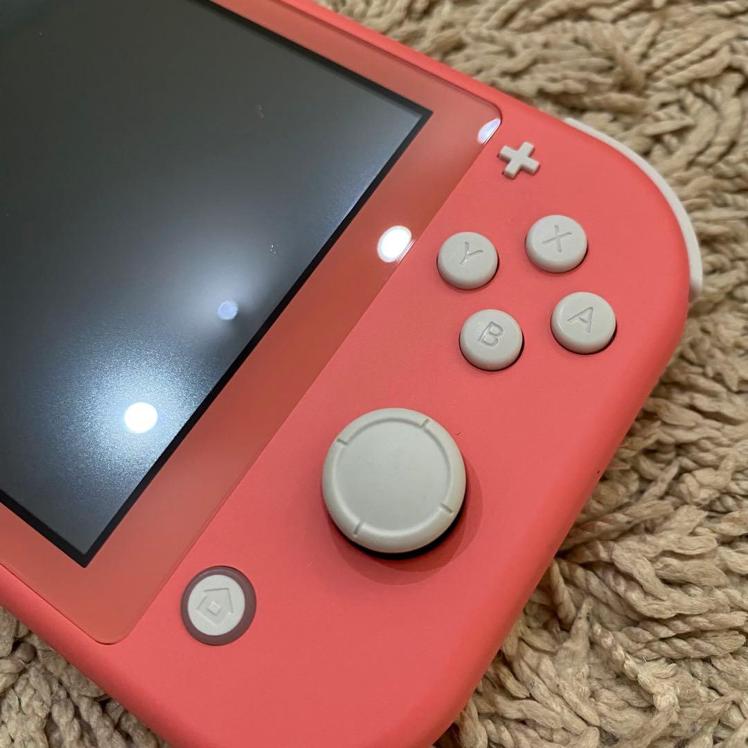 美品】Nintendo Switch Liteスイッチライト　コーラルピンク本体