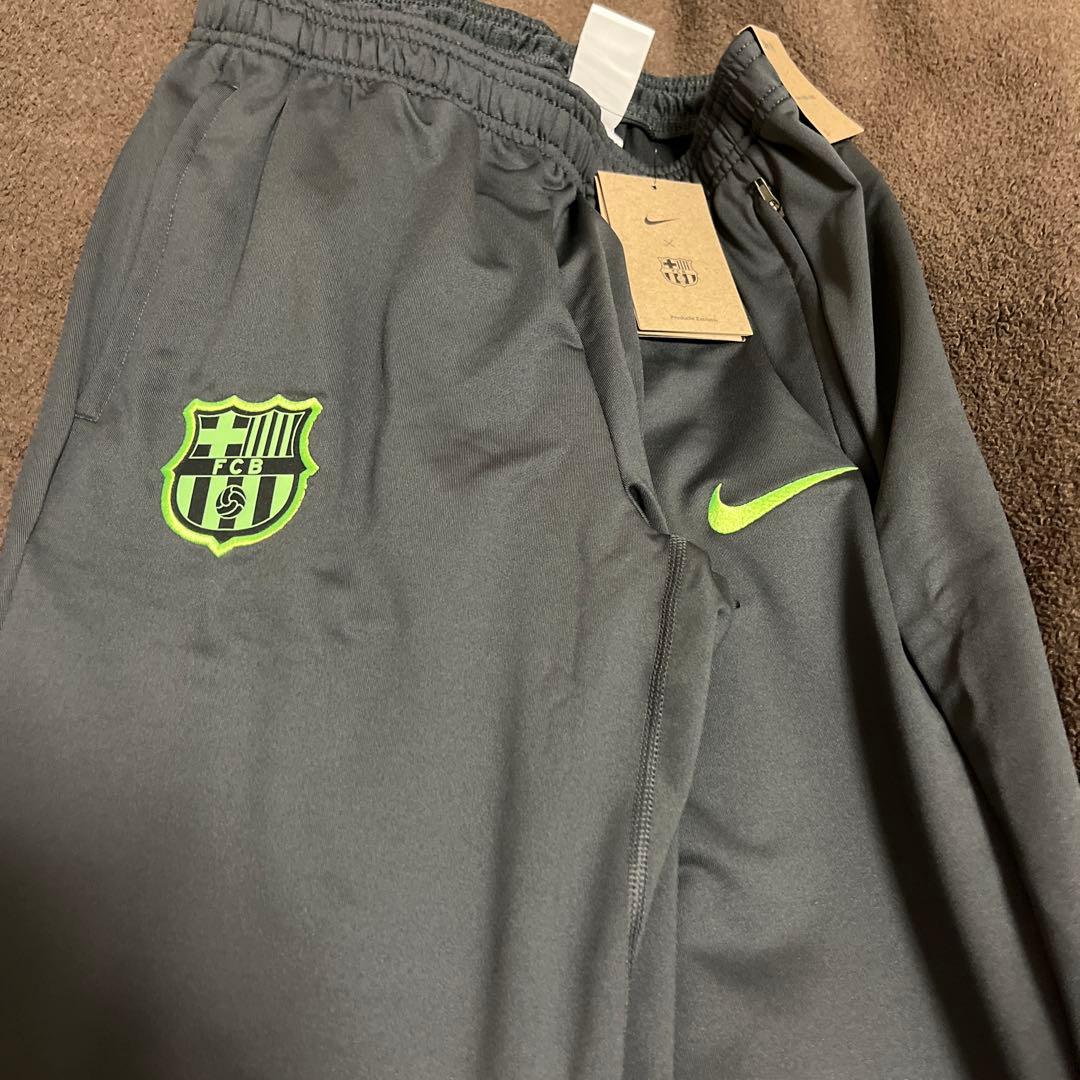 NIKE バルセロナ　トレーニングセット