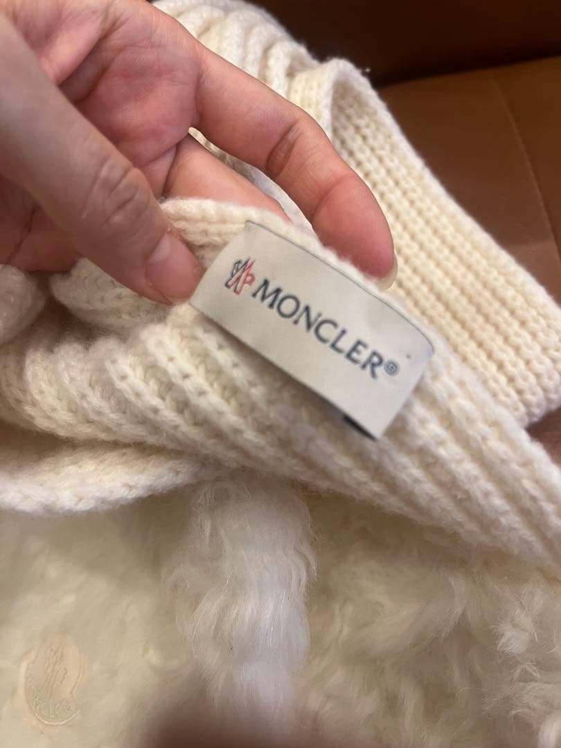 【美品】モンクレール　マフラー　ホワイト