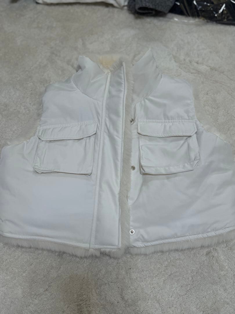 グラムリップスファーベスト