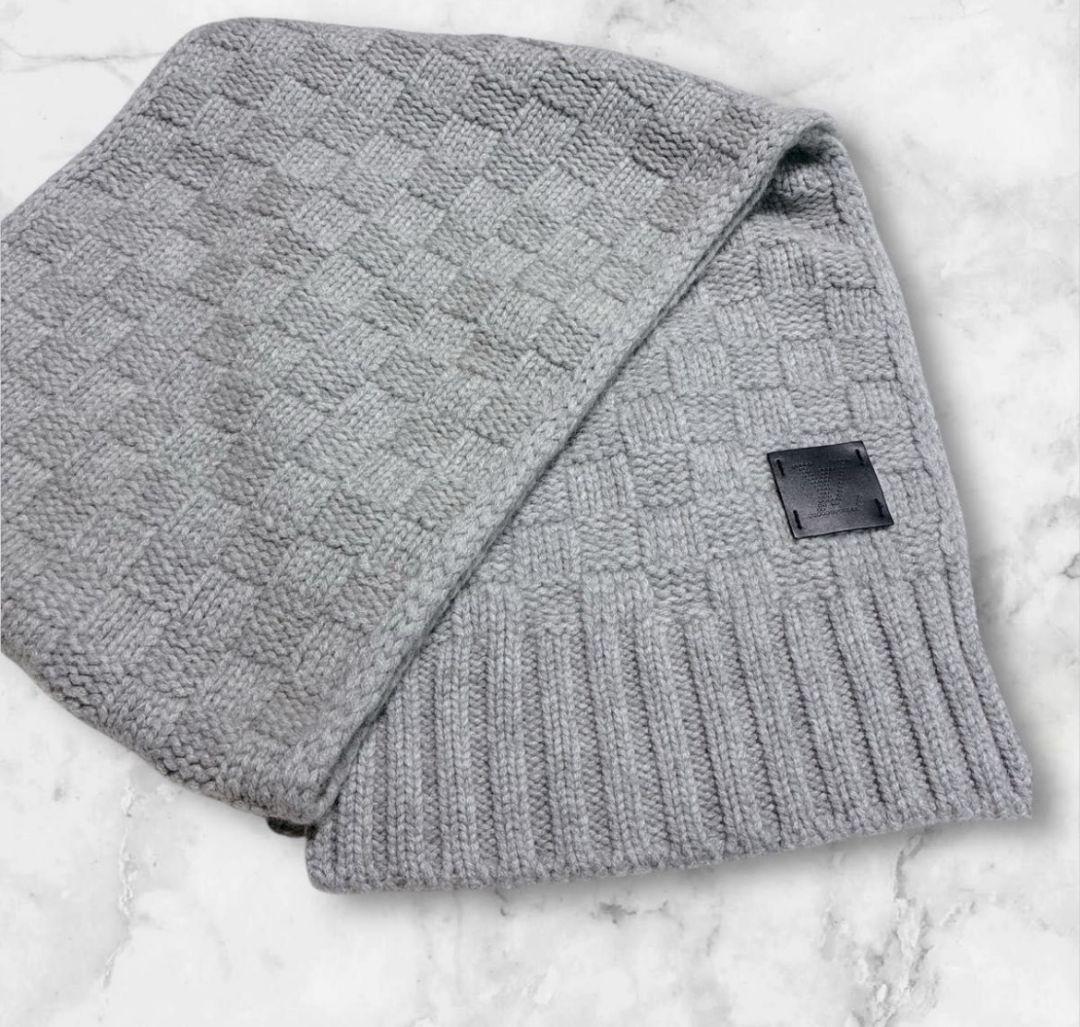 LOUIS VUITTON エシャルプ　ヘルシンキ　カシミヤ マフラー　グレー