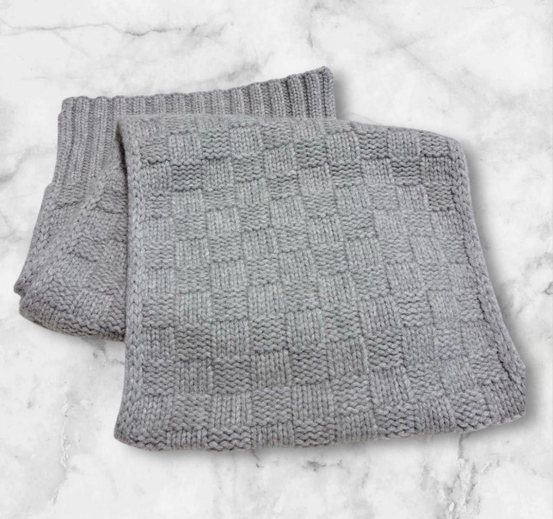 LOUIS VUITTON エシャルプ　ヘルシンキ　カシミヤ マフラー　グレー