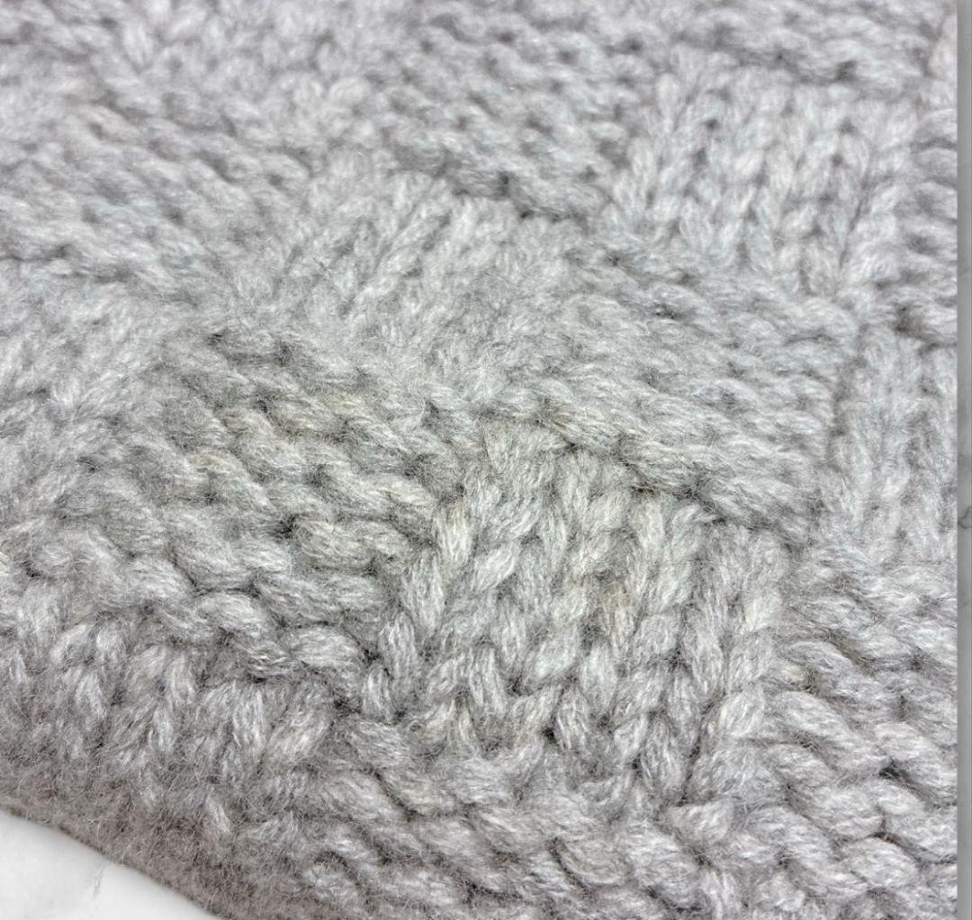 LOUIS VUITTON エシャルプ　ヘルシンキ　カシミヤ マフラー　グレー