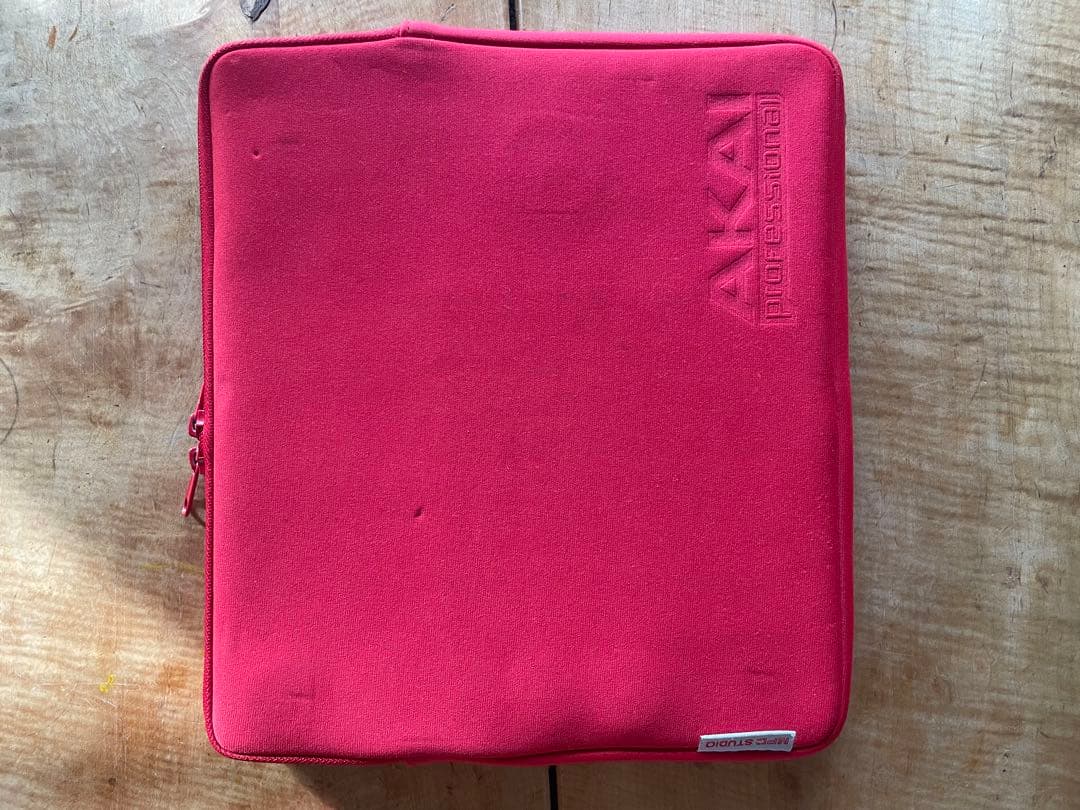 AKAI MPC STUDIO コントローラー ケース付き