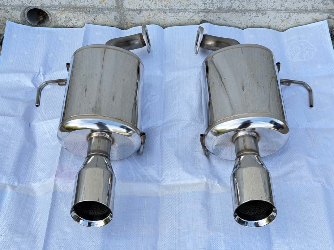 STIパフォーマンスマフラー VN5レヴォーグ用 美品 1箇所のみ傷あり+おまけ