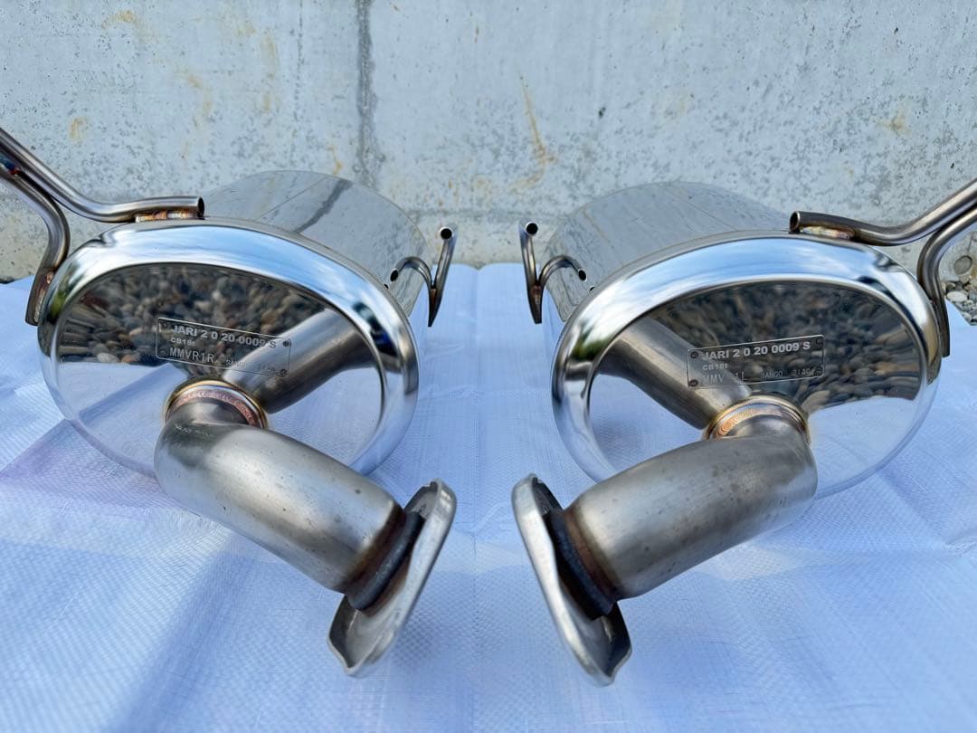 STIパフォーマンスマフラー VN5レヴォーグ用 美品 1箇所のみ傷あり+おまけ