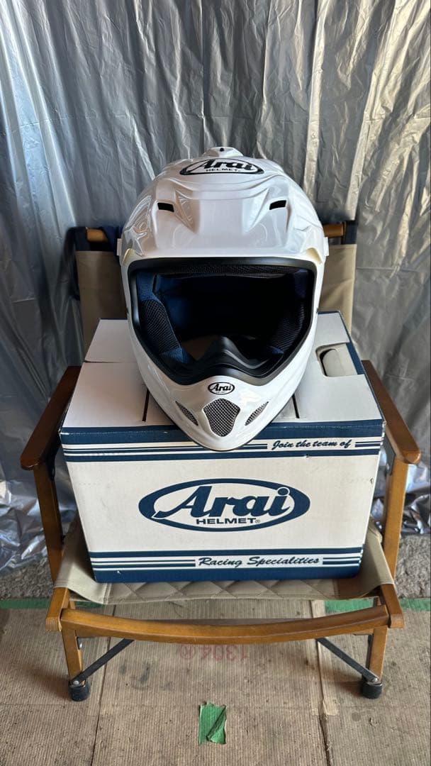 ARAI V-CROSS3 61-62 未使用品 オフロード ヘルメット