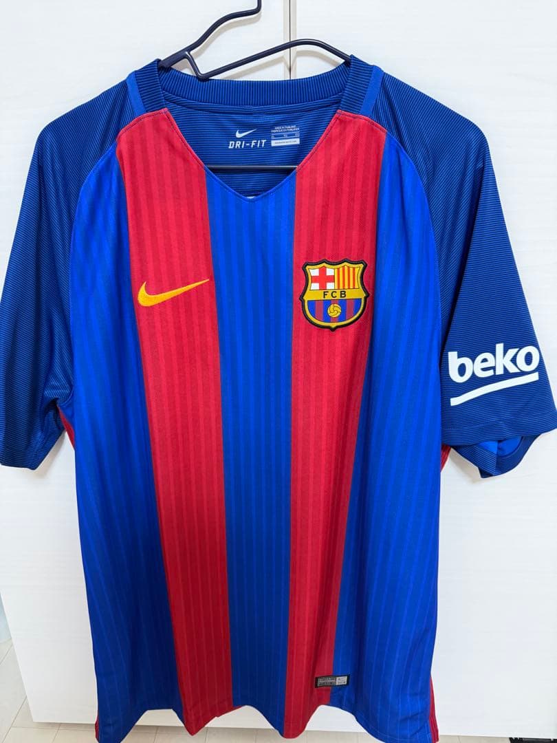 正規品【新品/タグ付き】16/17 FCバルセロナ  背番号10メッシ