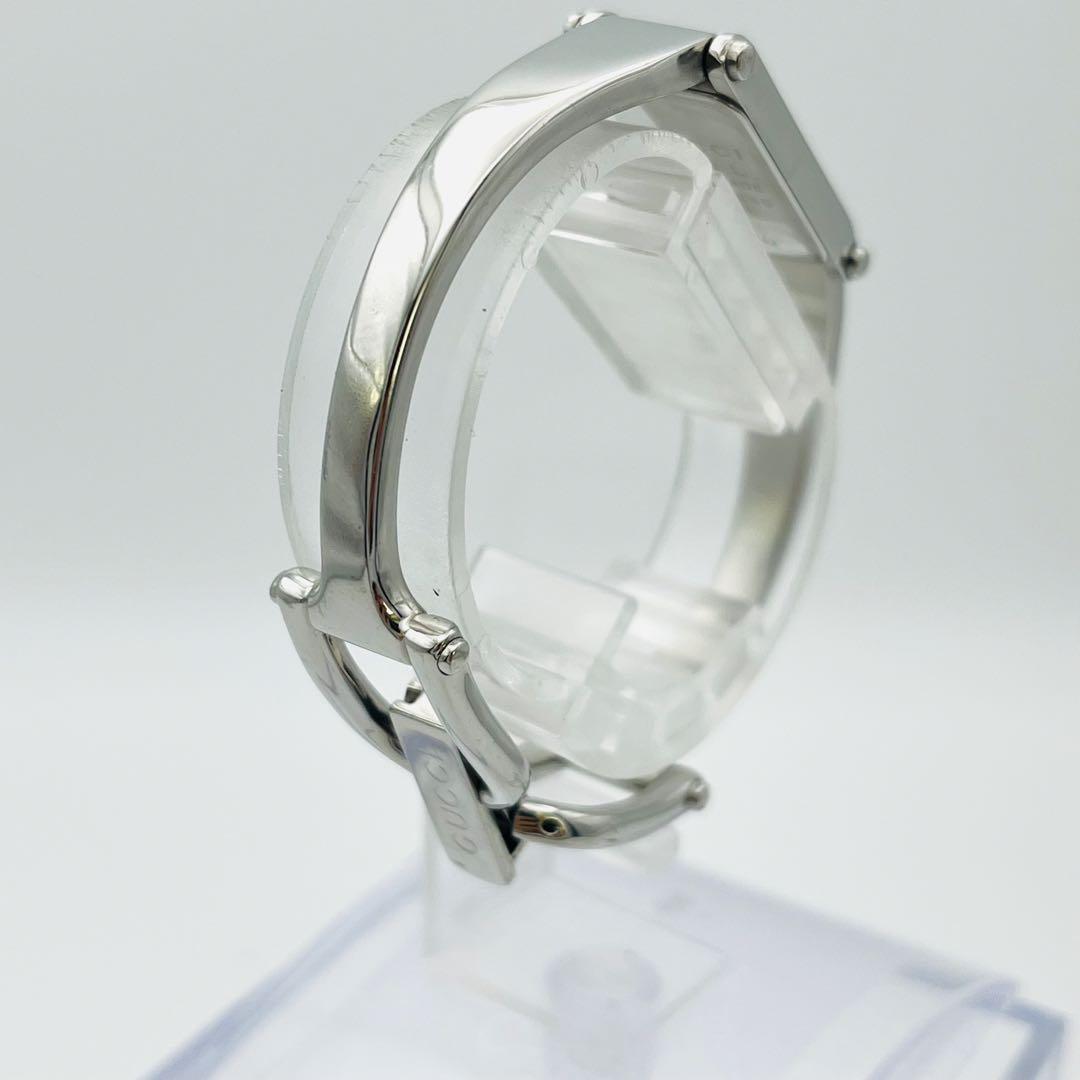 【美品】GUCCI 1500L ピンクシェル文字盤 シルバーバングル