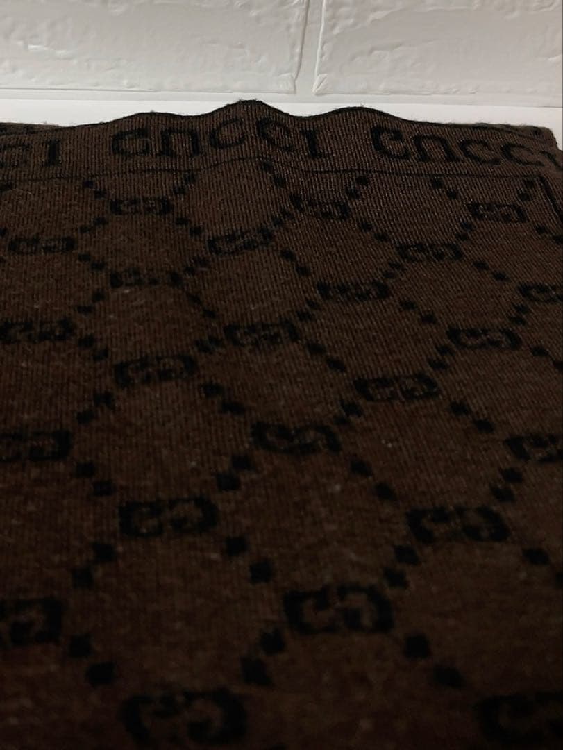 グッチ　GUCCI マフラー　GG ブラック×ブラウン