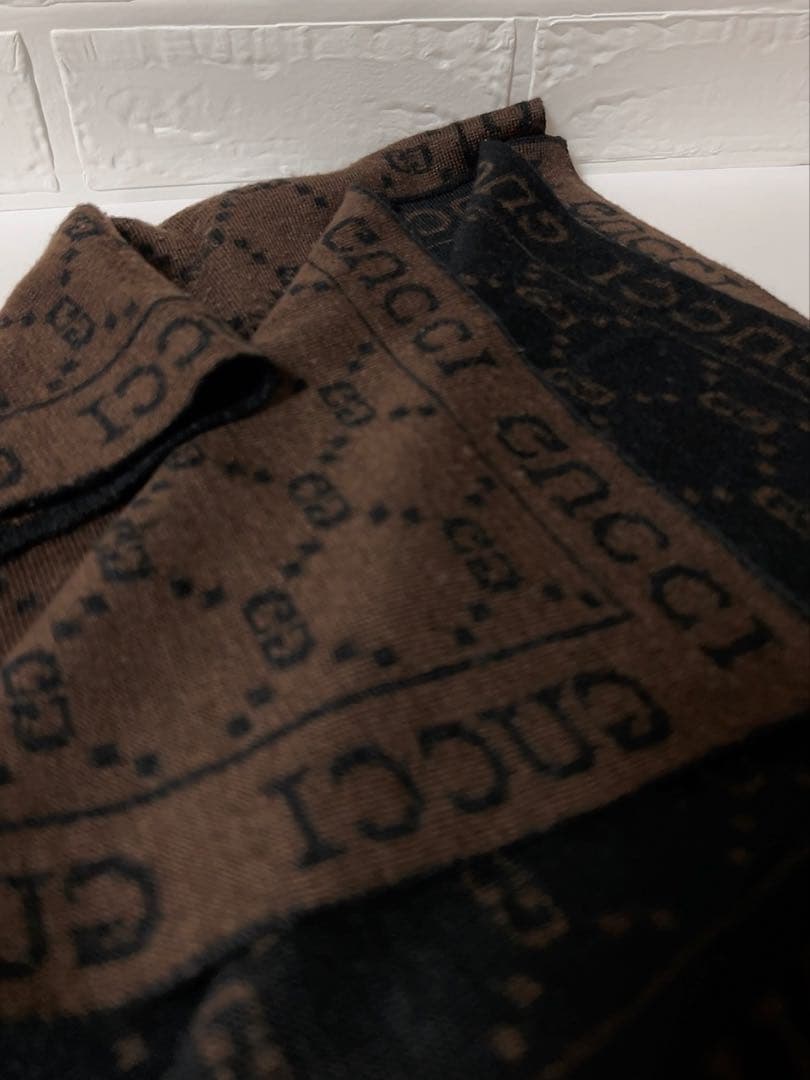 グッチ　GUCCI マフラー　GG ブラック×ブラウン