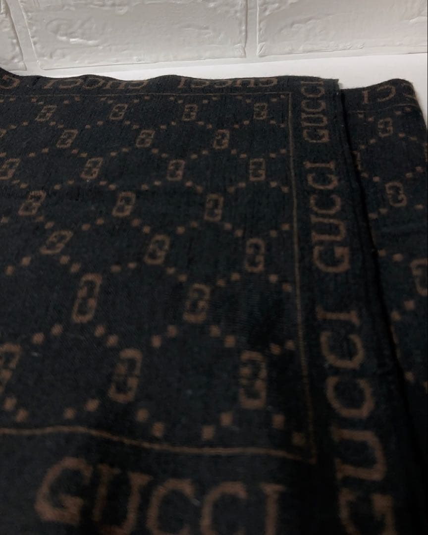 グッチ　GUCCI マフラー　GG ブラック×ブラウン