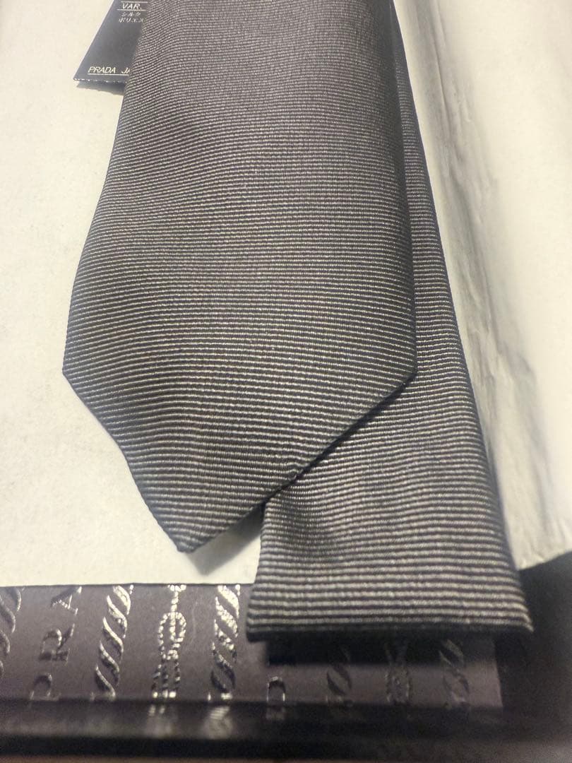 ⭐️新品 未使用PRADA ネクタイ⭐️