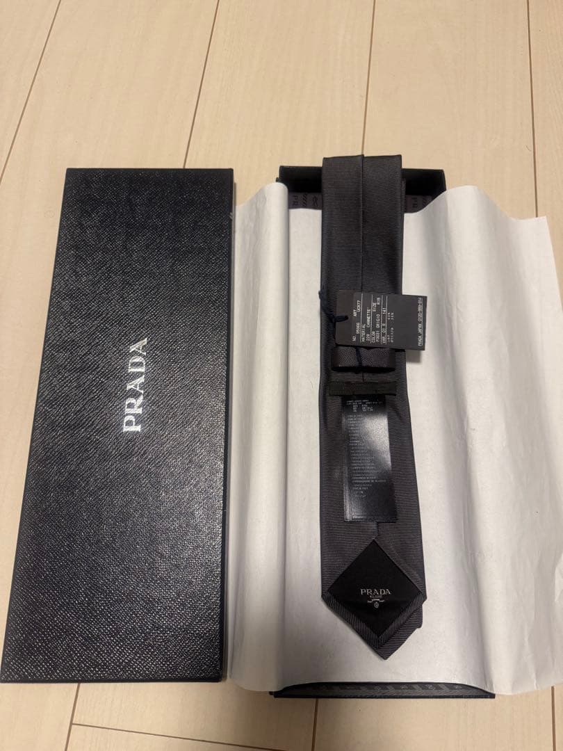 ⭐️新品 未使用PRADA ネクタイ⭐️