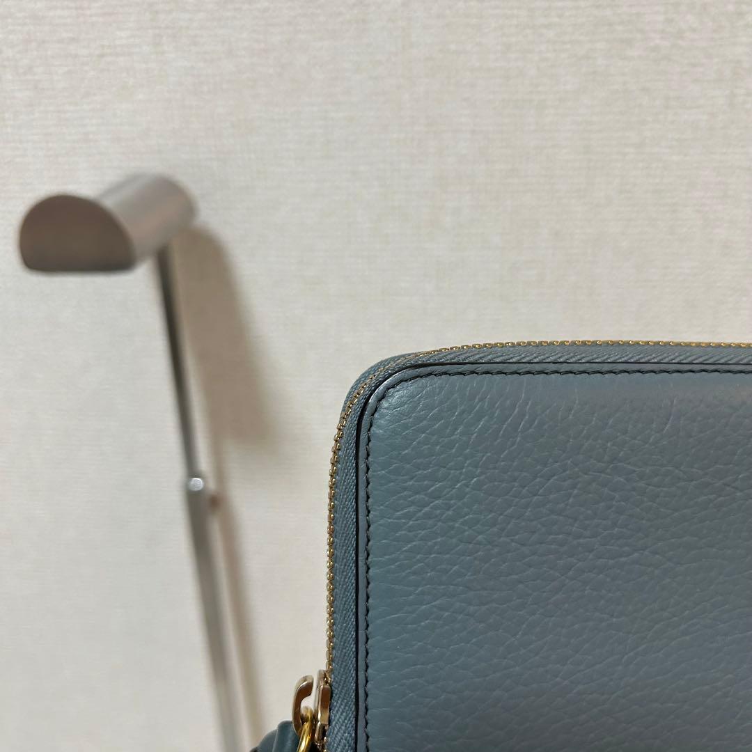 【美品✨アルファベット/ラウンドジップ】クロエ　長財布　ターコイズ　シボ革　金具