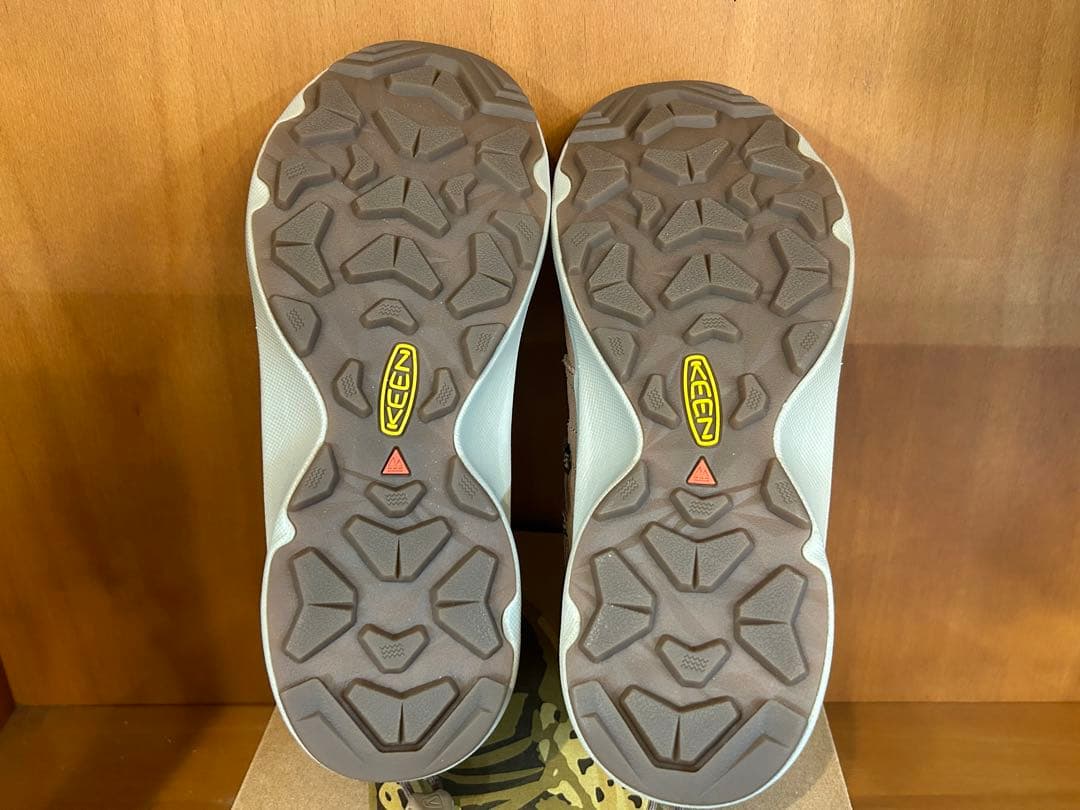 KEEN/キーン UNEEK CHUKKA チャッカ スニーカー ストリート