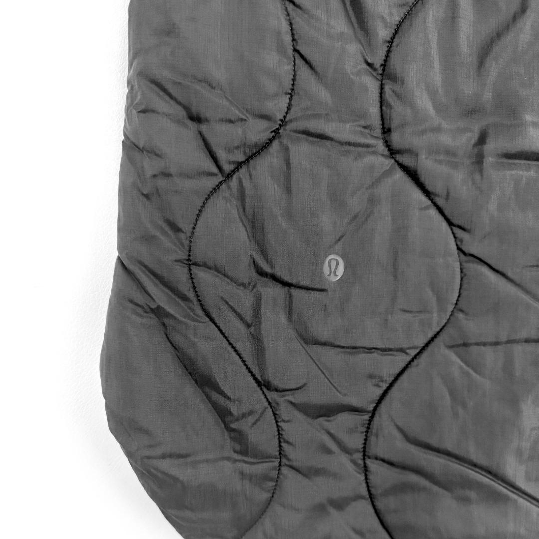 lululemon／サイズ６／ルルレモン　ブラック ノースリーブベスト