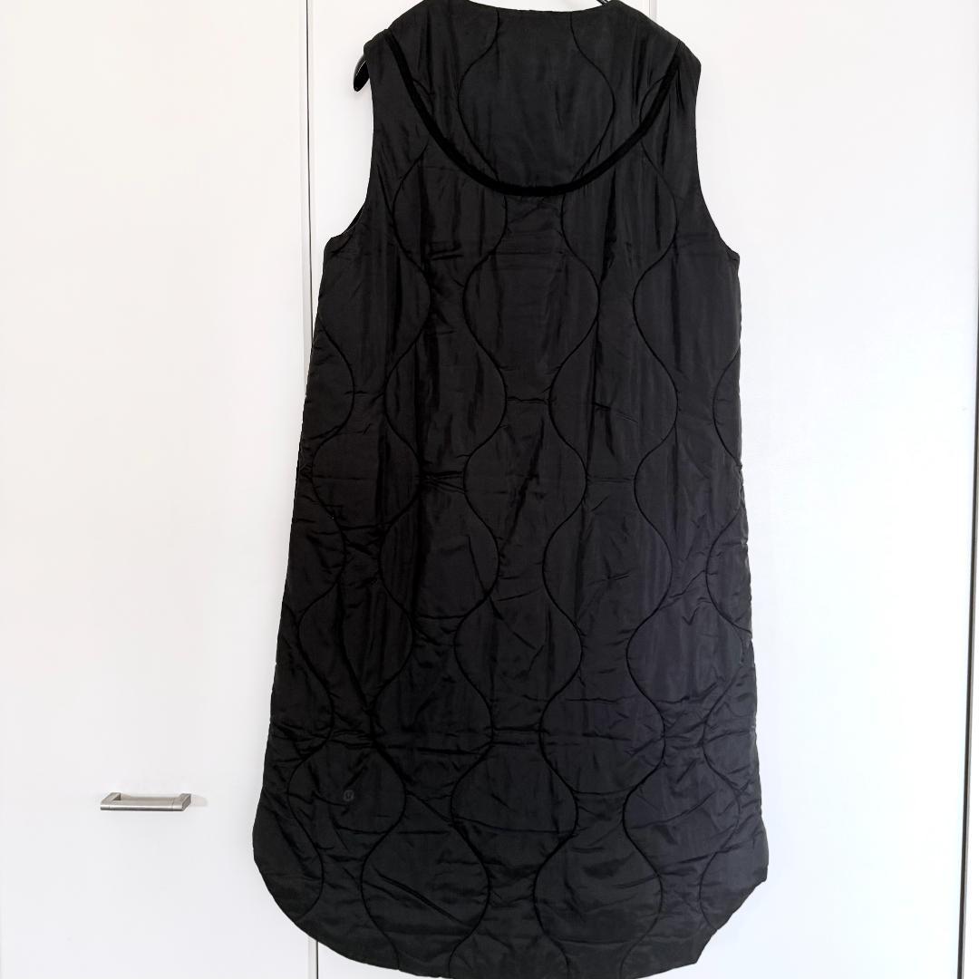lululemon／サイズ６／ルルレモン　ブラック ノースリーブベスト