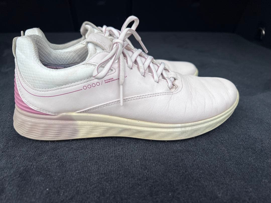 Ecco ホワイト ピンクスニーカー 女性用24.5センチ