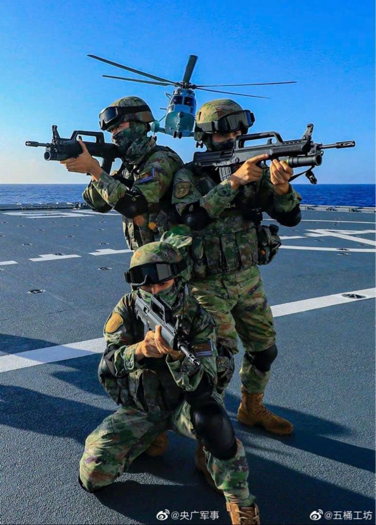 R*S様 【新品実物】解放軍21式星空林地デジタル迷彩作戦訓練用カバン