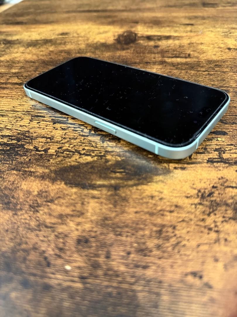 Apple iPhone 15 ミントグリーン 本体　256G