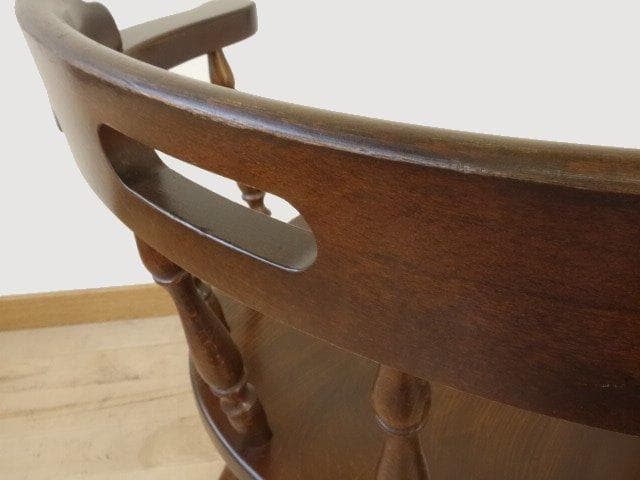 飛騨産業　キツツキ　穂高　アームチェアーB　イス　椅子　 木製　再塗装済ＵＳＥＤ