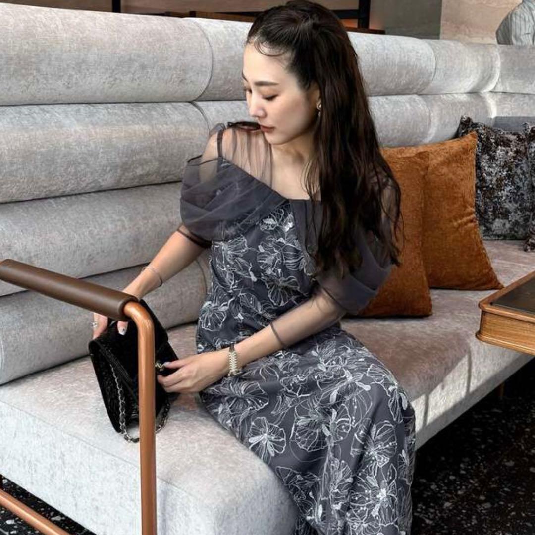 【新品未使用】tulle drape spangle dress