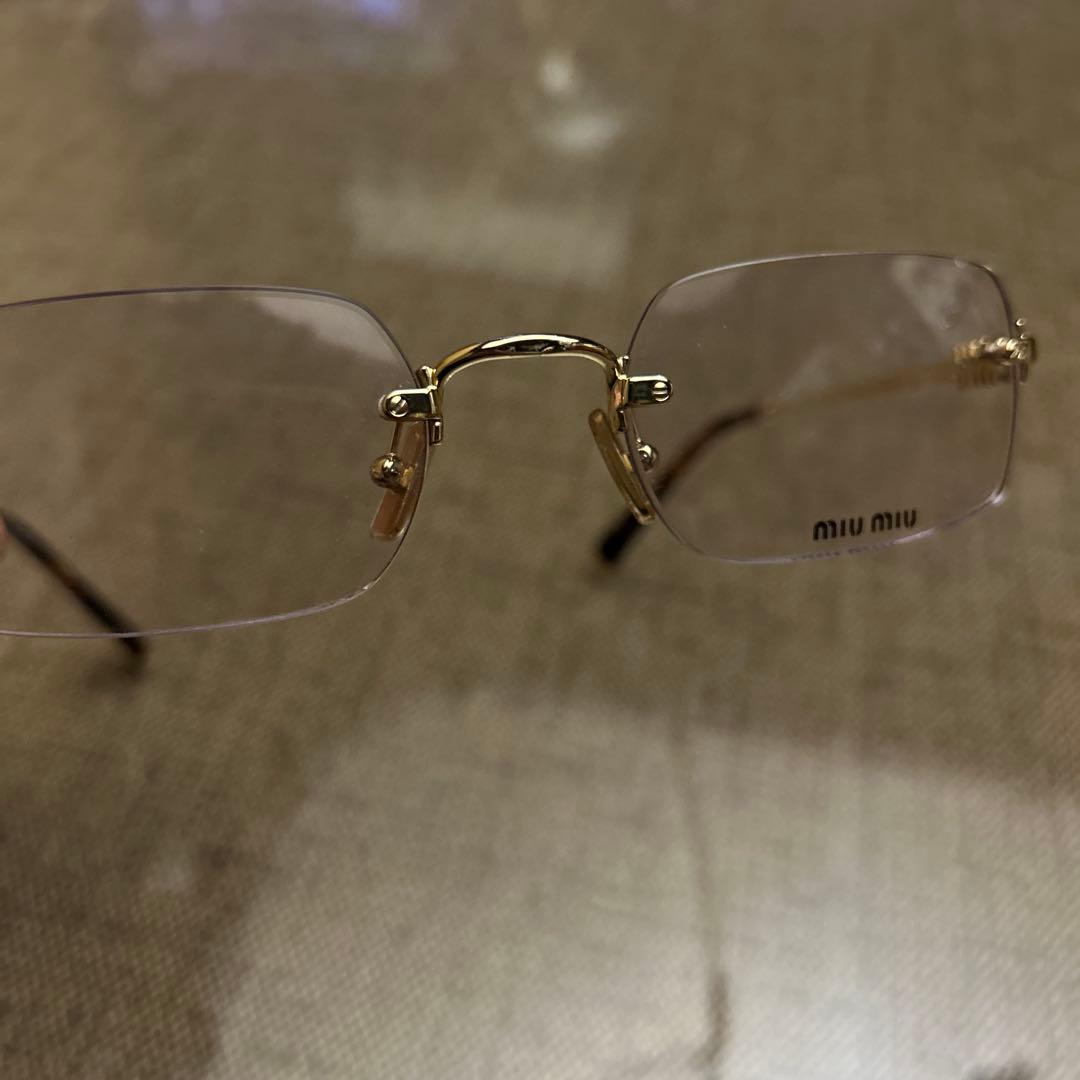 MIU MIU リムレス　リムレスメガネ　サングラス　ゴールド　ミュウミュウ