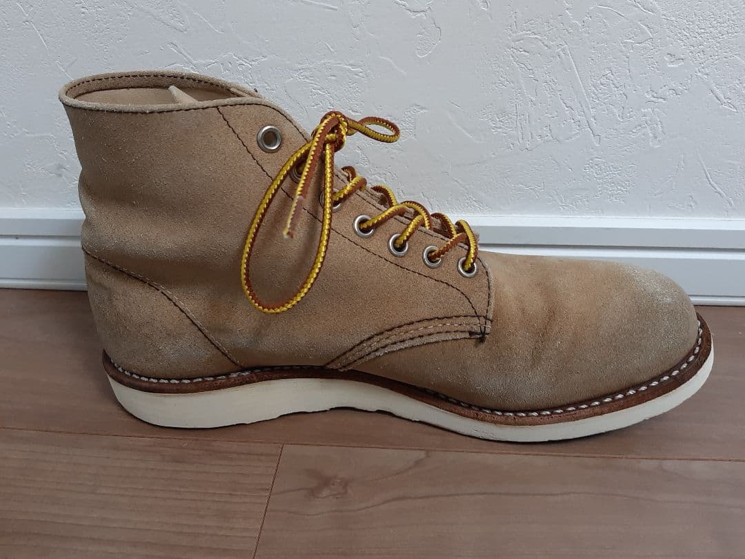 レッドウィング　８１６７　サイズ８.５　２６.５センチベージュ スエード