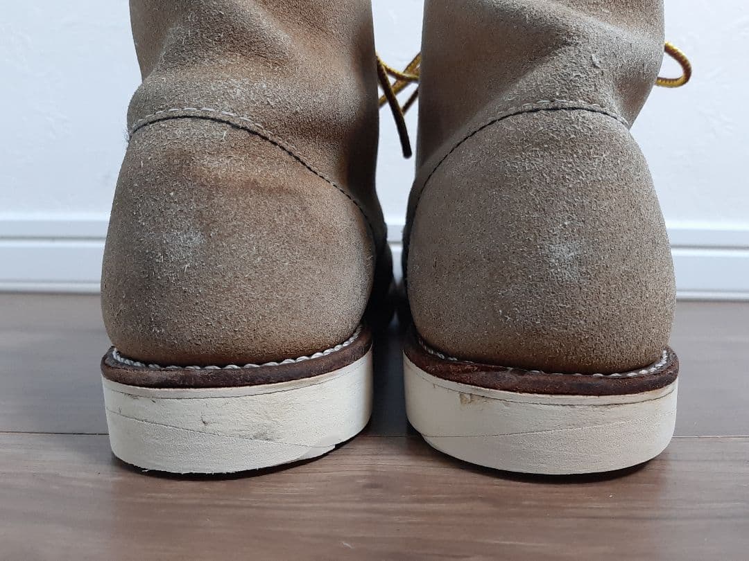 レッドウィング　８１６７　サイズ８.５　２６.５センチベージュ スエード